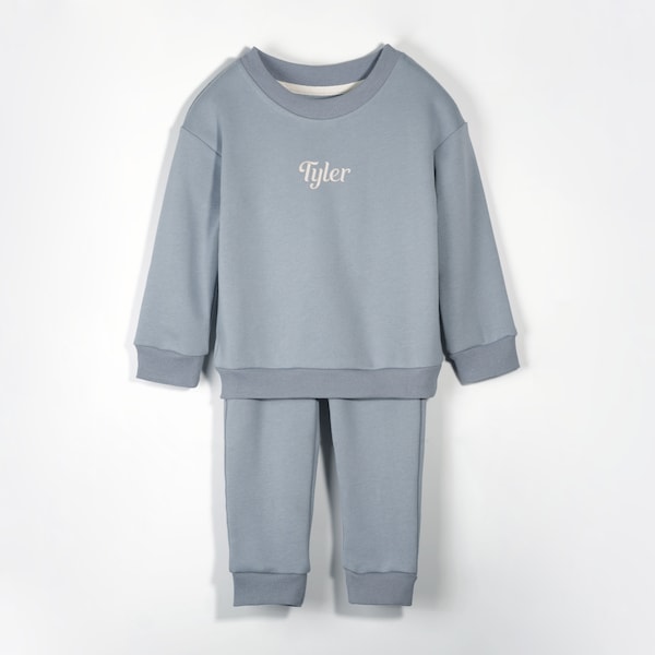 Personalized Cozy Soft Organic Sweatshirt, Gender-Neutral. Perfect for Babies and Toddlers.