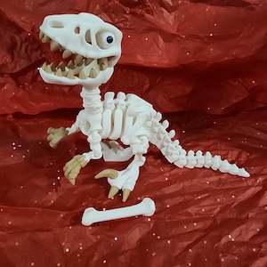 3D Printed Articulated Dinosaur Toy – Flexible, Movable, and Fun for All Ages