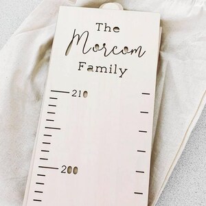 Tabla de crecimiento / Regalo para baby shower / Regla de madera grande / Regla de crecimiento / Regalo personalizado para bebé / Tabla de crecimiento familiar / Tabla de altura de madera