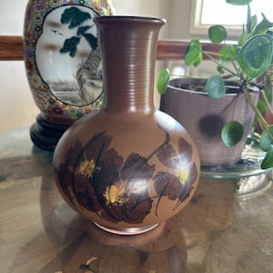 Vintage Bennett Welsh Pottery Vase: Hand-Painted Floral, Pacific Stoneware, 1972