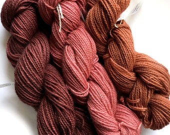 100% wool rug yarn, hand dyed, 3 skeins warm earth colors: "Adobe/Clay/TerraCotta" lot 1, 9 oz total weight