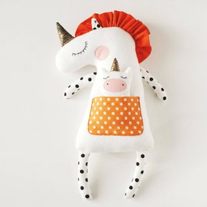 PDF unicorn pattern Unicorn gift Easy unicorn sewing Unicorn birthday PDF Beginner sewing pattern Stuffed Animal Pattern Unicorn party Horse