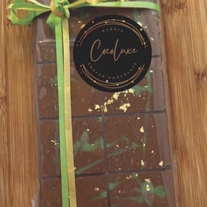 Chocolat Knafeh aux pistaches de Dubaï fait maison de luxe avec carte de remerciement gratuite pour professeur