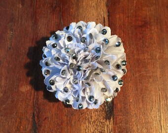 Piccola clip per fiori grigi rhinestoned