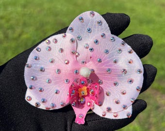 Rhinestoned Small light pink Orchid Flower Clip