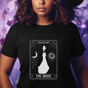Die Braut Tarot Karte Unisex Softstyle T-Shirt Hochzeit Shirt Tarot Serie Verlobung Geschenk für Beste Freundin Freundin Hochzeit Party T-Shirt