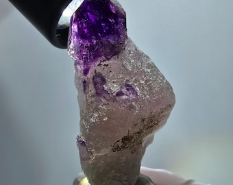 Pointe de sceptre en améthyste fantôme squelette rare, Goboboseb, Namibie, 71*38*33 mm, n° 12956