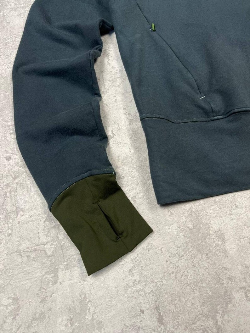Arc'teryx Women's Outdoor Ninja Hoodie Size M image 4