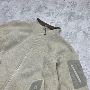 Arcteryx dames fleecevest met rits en Polartec-print, maat M afbeelding 6