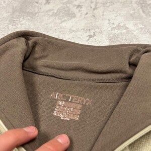 Arcteryx dames fleecevest met rits en Polartec-print, maat M afbeelding 15
