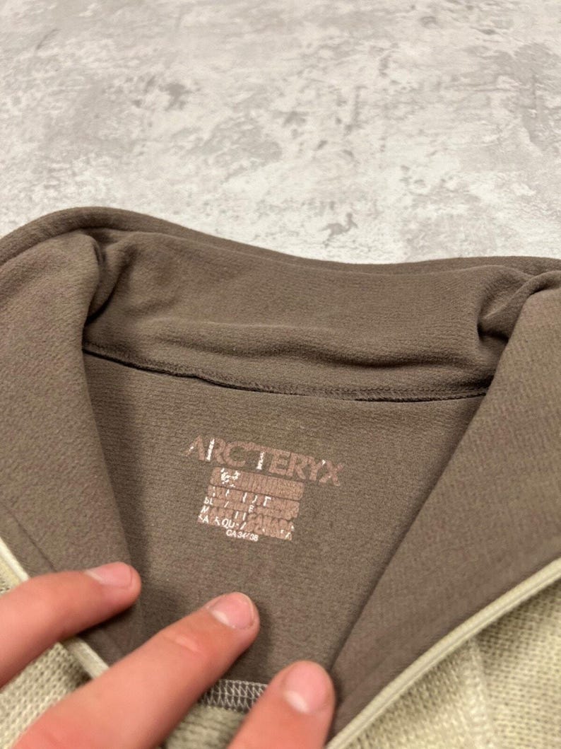 Arcteryx dames fleecevest met rits en Polartec-print, maat M afbeelding 15