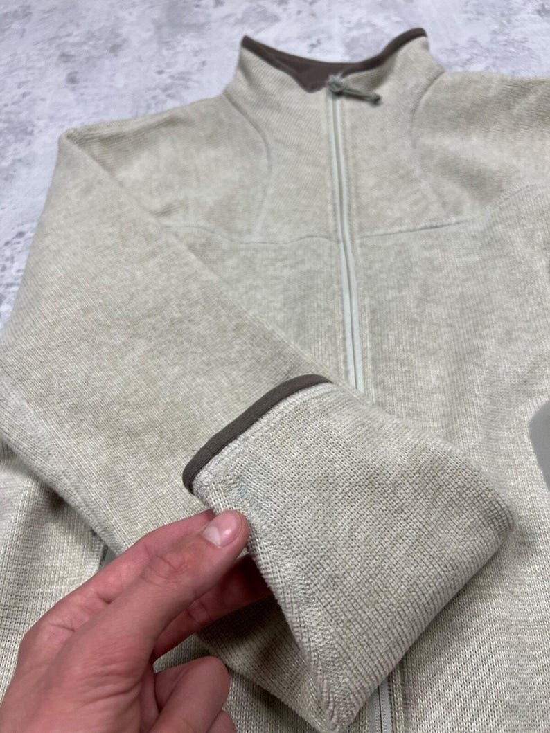 Arcteryx dames fleecevest met rits en Polartec-print, maat M afbeelding 20