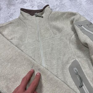 Arcteryx dames fleecevest met rits en Polartec-print, maat M afbeelding 18