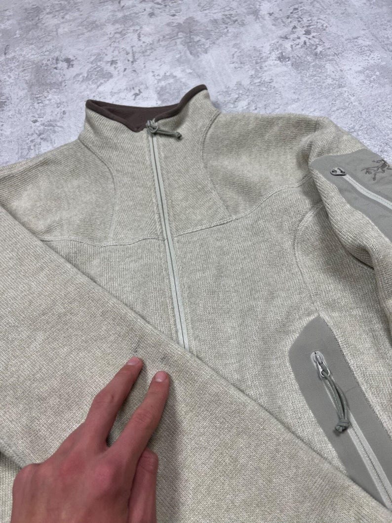 Arcteryx dames fleecevest met rits en Polartec-print, maat M afbeelding 18