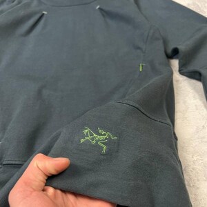 Arc'teryx Women's Outdoor Ninja Hoodie Size M image 7