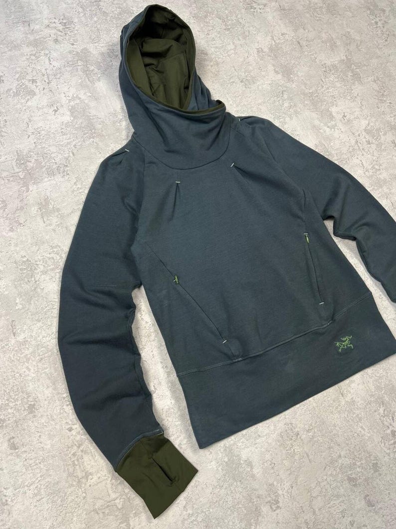 Arc'teryx Women's Outdoor Ninja Hoodie Size M image 3