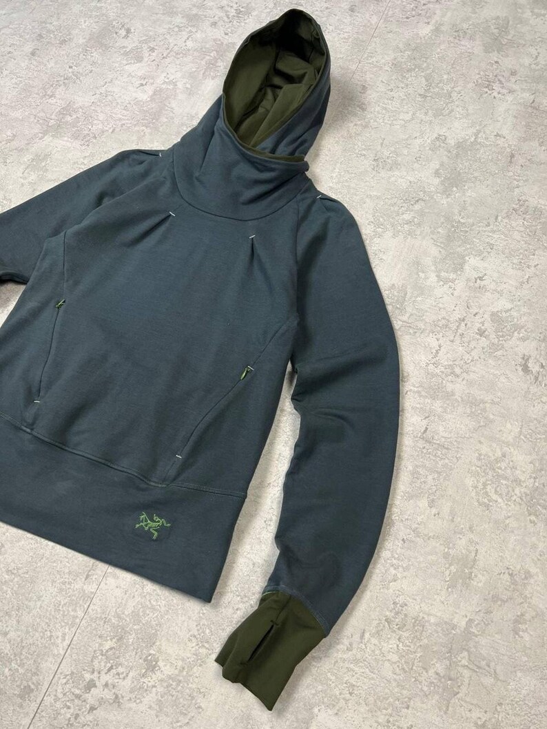 Arc'teryx Women's Outdoor Ninja Hoodie Size M image 2