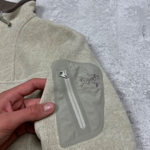 Arcteryx dames fleecevest met rits en Polartec-print, maat M afbeelding 9
