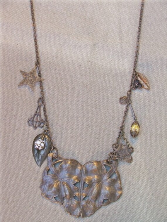 Items similar to Vintage Brass Pendant Necklace on Etsy