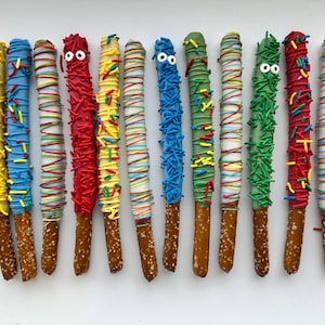 Street Sesame Chocolate Pretzels, Sesame Street Treats, Dessert Table Elmo Treats, Elmo Big Bird Cookie Monster Oscar, Elmo Desserts