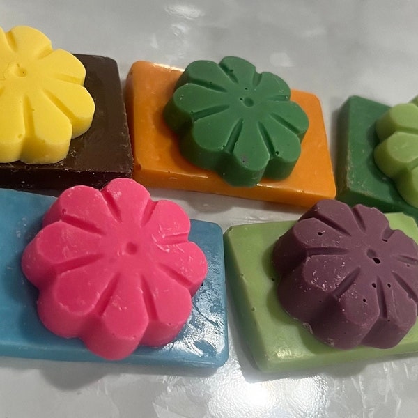 Handmade Chocolate Flower Party Favors, Colorful Flower Party Favor Edible Chocolates, Multi-Colored Hippie Rainbow 70s Flower Chocolates