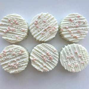 White and Pink Chocolate Covered Oreos, White and Pink Pearl Cookies, White Wedding Cookies, White and Pink Shower Desserts, Dessert Table