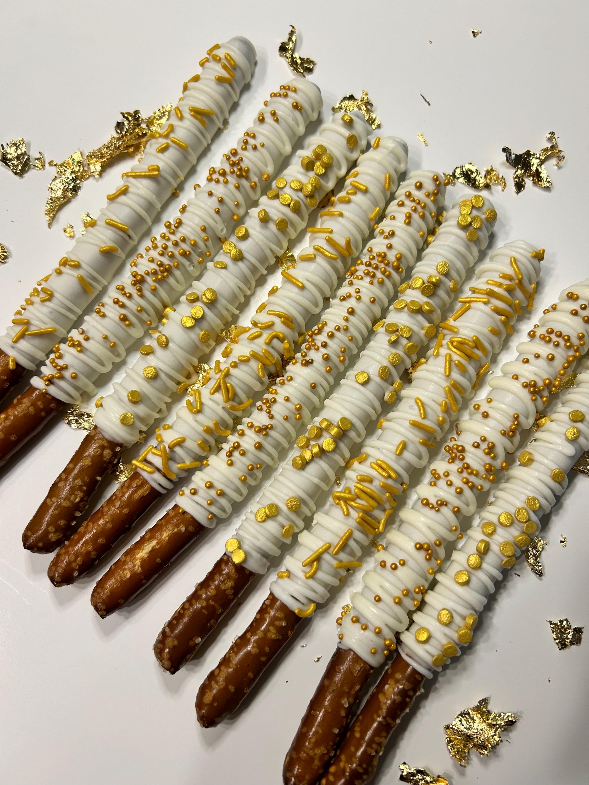 White and Gold Sprinkle Pretzels, White and Gold Baby Shower Desserts,…