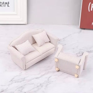 Couch Puppenhaus Moderne Minimalist Sofa Set Realistische Kissen Sofa Creme Weiß Gestreift Skandinavische Möbel Modell Home Accent Chair Mini