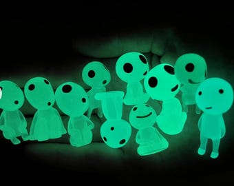 Tiny Glow-in-the-Dark Little Ghouls, Set of 10pcs, Spooky Garden Decor, Halloween Enchantment, creative miniature scenes with these Ghosts!