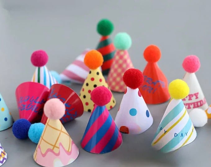 10 Mini-Filz-Partyhüte Für Kinder & Puppen – Verstellbar, Wiederverwendbar, 8 Cm Hoch