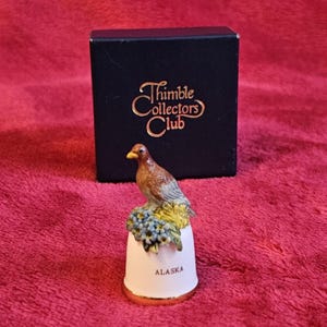 vintage Porcelain Thimble Collectors Club Alaska Willow Ptarmigan Forget Me Not, Boxed Thimble 4.5 cm