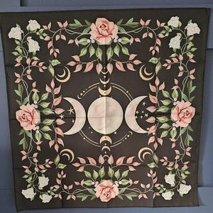 Tovaglia per altare fasi lunari - tovaglia per altare rosa - arazzo da parete per dormitorio - tovaglia per santuario - tovaglia per tarocchi - grande tovaglia per altare - tovaglia spirituale - floreale