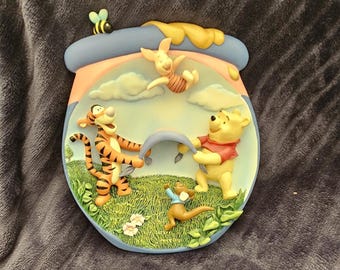 Winnie the Pooh Bradford Exchange Wall Plaque – Collectible gift for children - bedroom décor - easter gift - Bradford exchange - birthday