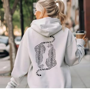 Cheetah Print Hoodie Leopard Print Hoodie Trendy Women&#39;s Sweatshirt Stockholm Style Sweatshirt Aesthetic Clothes Teen Girl Y2K Cheetah Gift