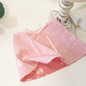 French Cottage Farm House Style Slip Cover Lampshade Skirt Décor | Pink and White Check Lampshade Skirt | Lampshade Lighting | Gift Giving