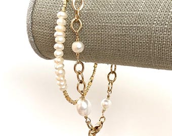 Set of 2 white pearl and gold bracelets - Made to order