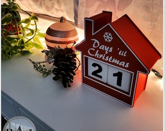 Rustic Christmas House Advent Calendar - Countdown to Christmas in Style!