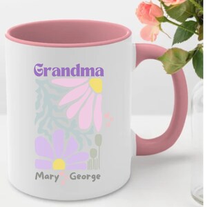 Tazza personalizzata con fiori per la nascita, tazza da caffè floreale personalizzata, regalo per la mamma, regalo per la figlia, regalo per la migliore amica, regalo per la nonna.