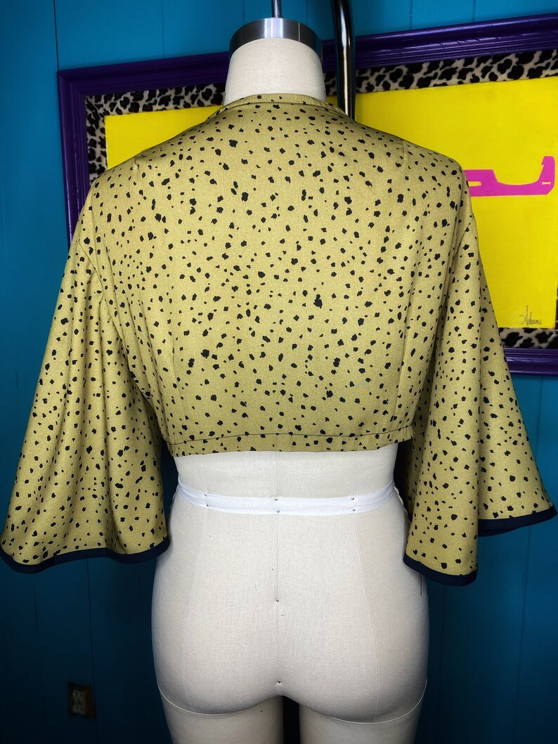 AntiLabel Olive Bell Sleeve Cropped Tie Top Small-Medium-Large 4-12 image 7