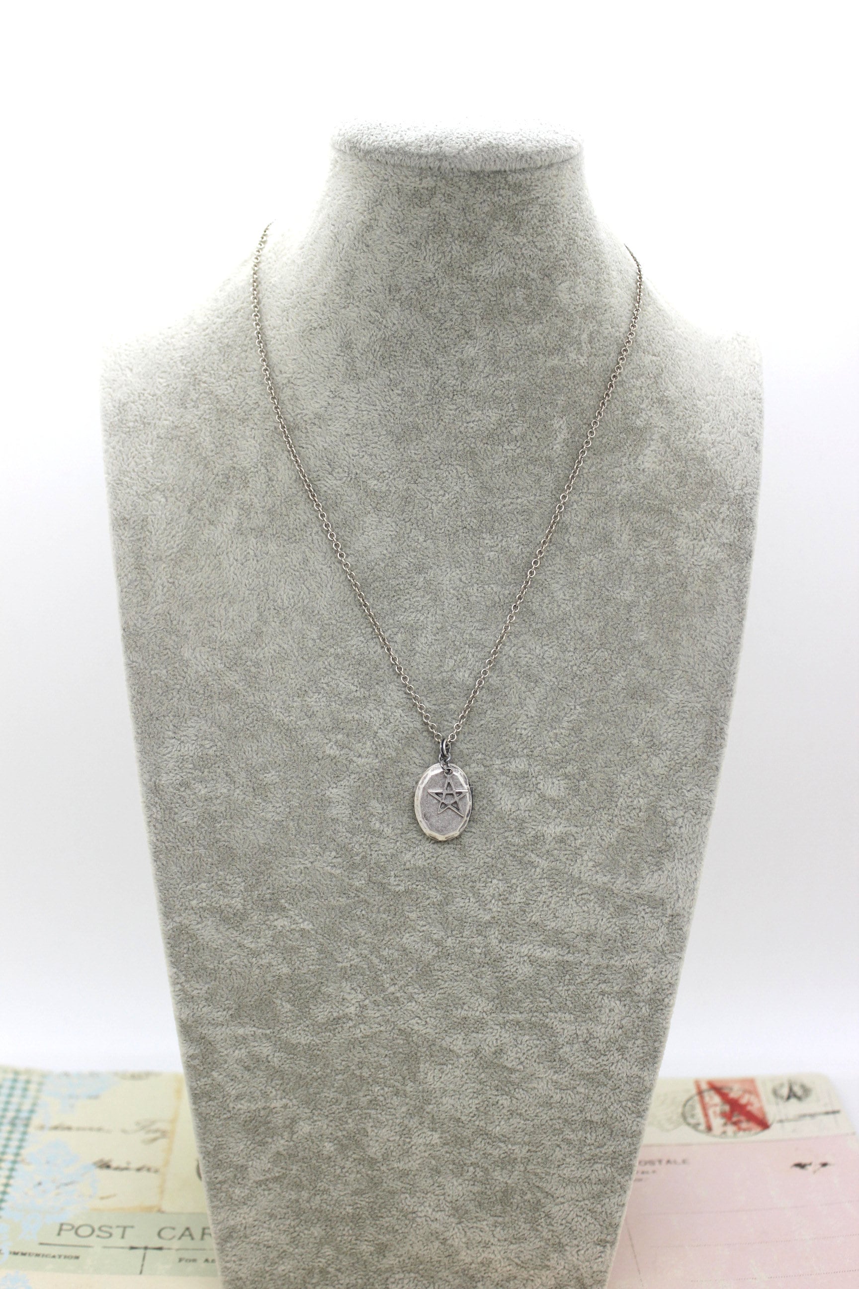 Star. Locket Necklace. Silver Ox Jewelry - Etsy