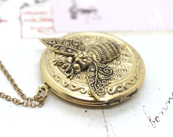 bee. locket necklace in gold ox with jumbo floral locket jewelry