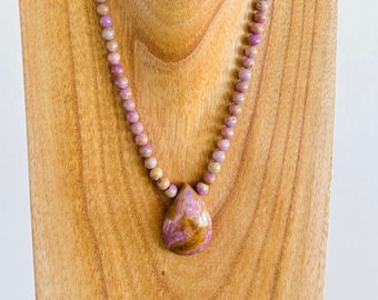 Phosphosiderite pink-purple stone necklace