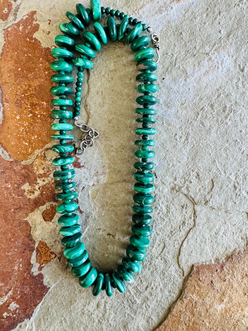 Stunning malachite disk bead necklace image 1