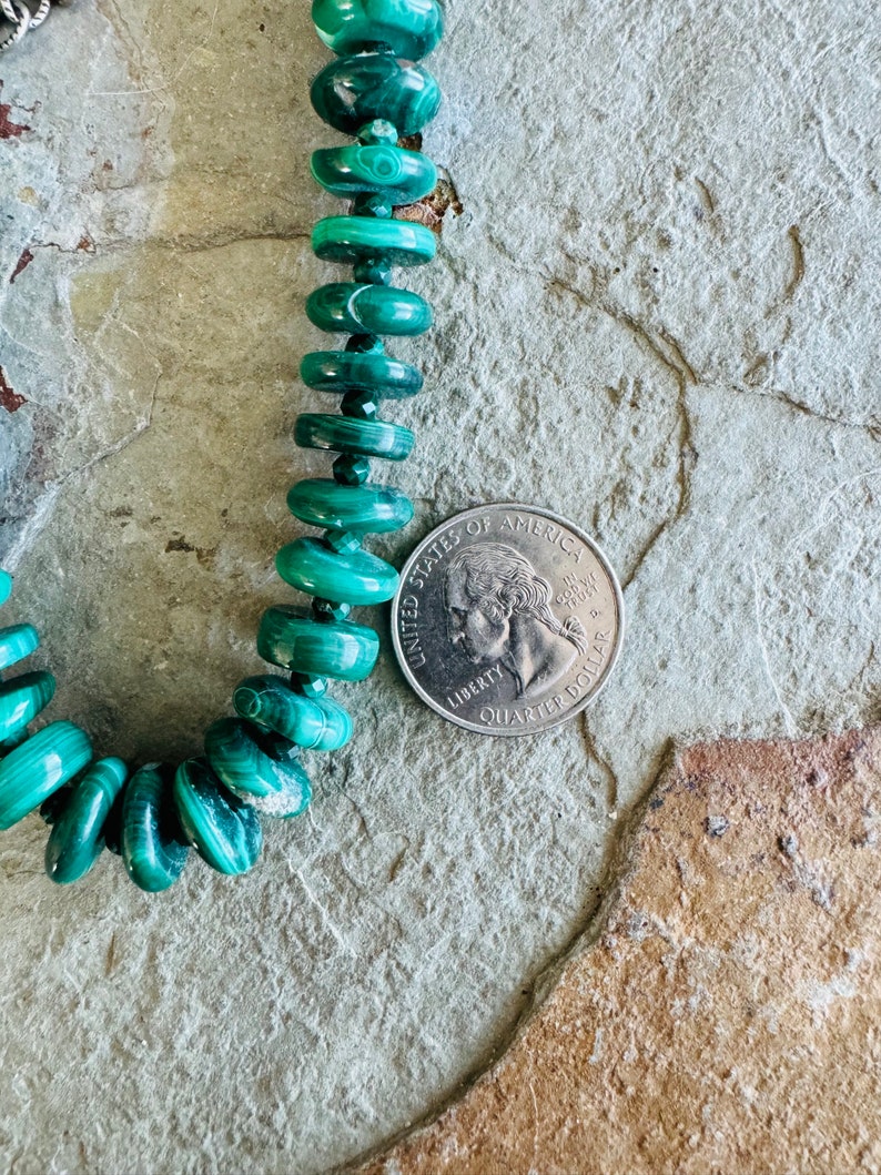 Stunning malachite disk bead necklace image 2