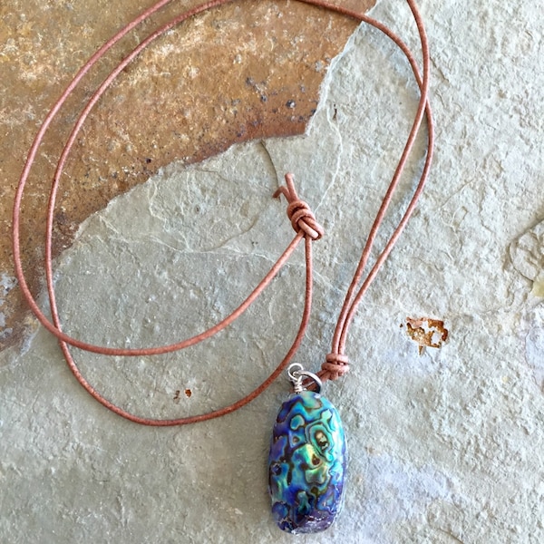 Abalone shell pendant necklace on leather