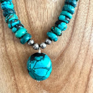 Stunning natural turquoise necklace