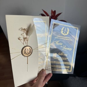 Ensemble beige élégant pour faire-part de mariage ; Faire-part de mariage transparent avec fleurs séchées et cire à cacheter personnalisée, faire-part en acrylique transparent