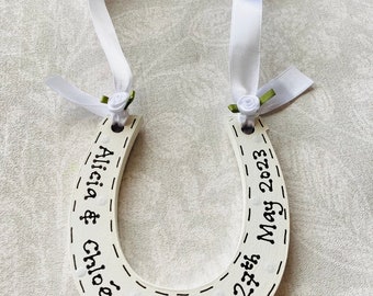 Mini Personalised Traditional Bridal Wedding Lucky Horseshoe ~ Present Gift for Bride ~ Choose Any Colours ~ With Gift Tag