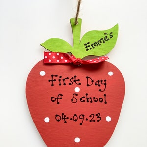 First day of School, Nursery, Pre school Personalised Apple Plaque Sign image 3