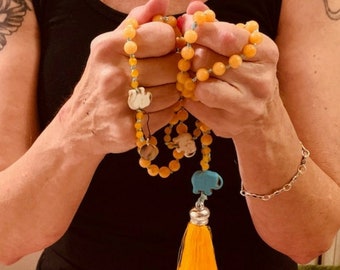 Beeswax / Yellow Jade Mala. Buddhist beads. Yoga beads, Tassel necklace, Tassel bracelet. Prayer beads.